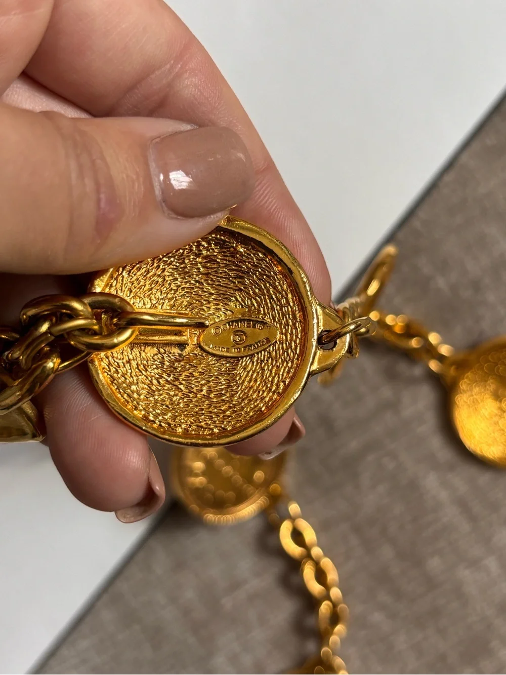 Authentic CHANEL medallion charm gold plated Rue Cambon 31 medallion belt 80cm